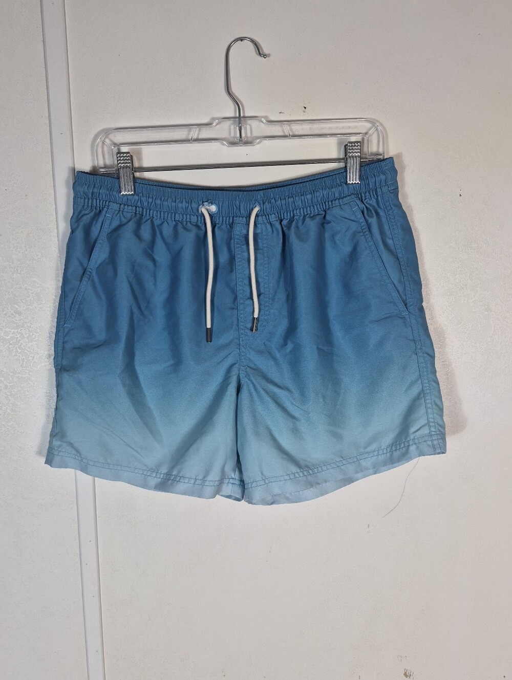 American Eagle Men's Swim Trunks Blue Ombre Medium Short Lining